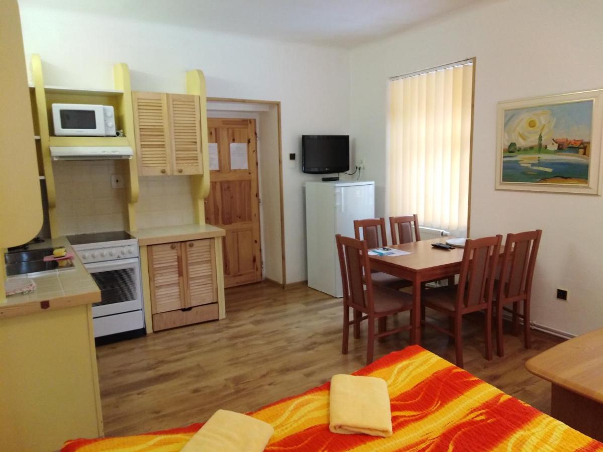 Apartmany Ilona 로끼뜨니쩨나드이제로우 외부 사진