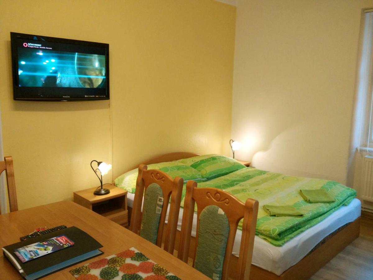 Apartmany Ilona 로끼뜨니쩨나드이제로우 외부 사진